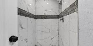 2835 W SHELTON AVENUE Gallery 34