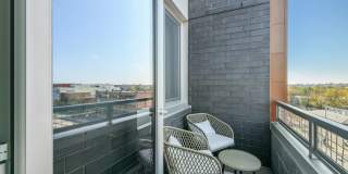 Link Apartments H Street Gallery 8