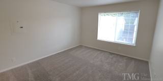 Pebble Creek Village Apartments Gallery 15