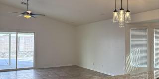 5623 S 27th Drive Gallery 13