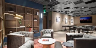 Mason & Main Gallery 47