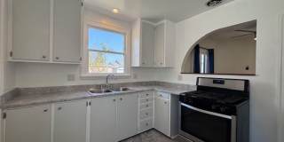 Charming Spanish-Style Home for Lease Gallery 5