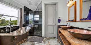 1076 NE Little River Dr Gallery 13