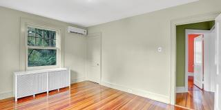 121 KENSINGTON Avenue Gallery 18