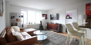 210 West 17 Gallery 6