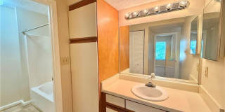 410 Wells CT Gallery 12