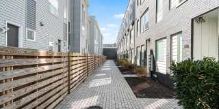 1640 N 5TH Court Gallery 14