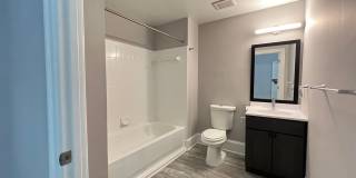 306 W Franklin Gallery 67