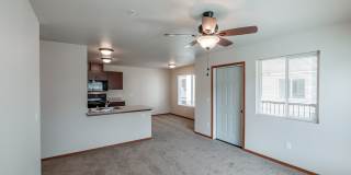 Oak Springs Apartments Gallery 13