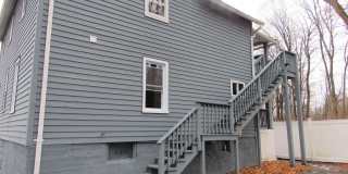 17 Woodbine Street Gallery 25