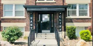 425 E 200 S Gallery 64
