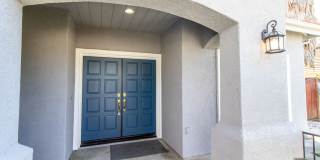 Spacious 6 Bedroom Home With Huge Backyard! Gallery 24