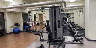 4545 Wornall Road Gallery 22