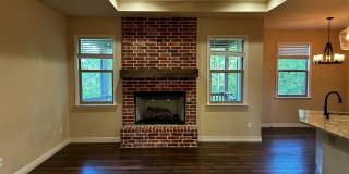 Private Treehouse Views - 3 Bed 2 Bath Home on Cul de sac in Bella Vista! Gallery 4