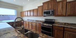 7291 N Basie Court Gallery 17