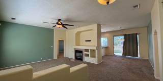 Contemporary 3 Bedroom 2 Bathroom Home Located In NW Albuquerque! Gallery 6