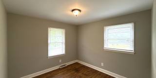 T.R. Lawing Realty Property Gallery 10