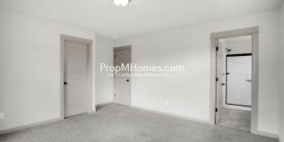 Gorgeous Four Bedroom Townhome in Orenco! DEPOSIT SPECIAL Gallery 11