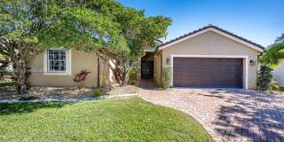 405 SW 198th Ter Gallery 1