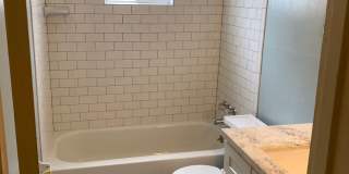 Perfect Midtown Location Gallery 7