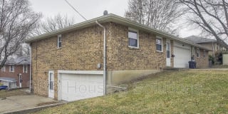 9519 E 18th St Gallery 1