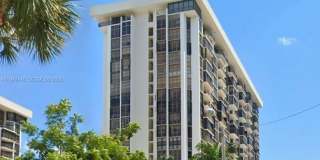 1925 Brickell Ave Gallery 1