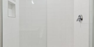 Graduate Pointe Gallery 146