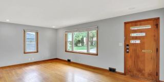 905 S Henderson Street Gallery 3