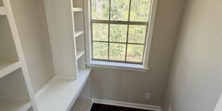 1024 Cherokee Drive Gallery 21