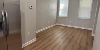 2216 Whittier Avenue - 1 Gallery 9