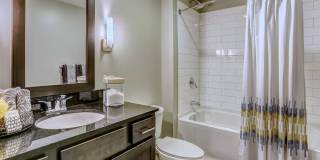 Aertson Midtown Gallery 27