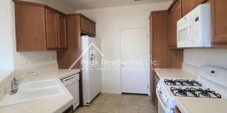 Newer South Sacramento Area 3bd/2.5ba Home Gallery 4