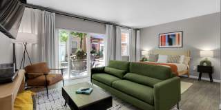 Broadway Place Gallery 25