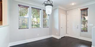 Beautiful Townhome in Summerlin Gallery 11