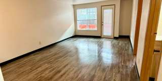 6700 ROOSEVELT APTS. Gallery 4