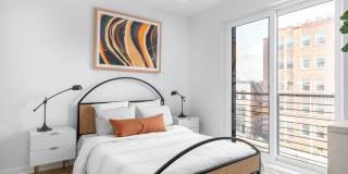 Modern 2BR/2BA with High Ceilings, W&D, Roommate-Friendly Floorplan Gallery 8