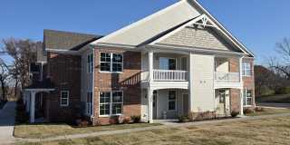 Douglas Fir-2Br/2Ba Rental Home-First Floor Gallery 1