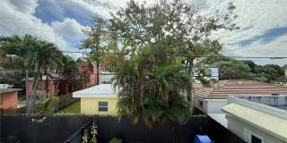 1786 SW 9th St Gallery 17