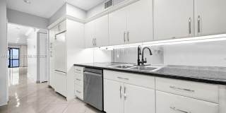 4020 N Hills Dr Gallery 32