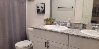 Charming 3-Bedroom Home with Spacious Yard Gallery 10