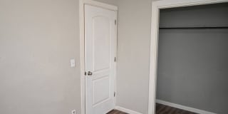 600 E 1st Street Gallery 11