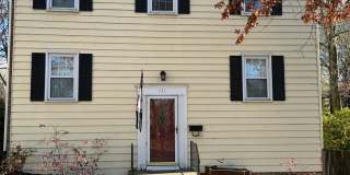 Spacious Corner Town Home With Large Yard Spacious Corner Town Home With Large Yard Gallery 1