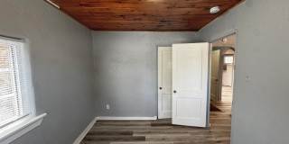 426 Headingly Avenue NW Gallery 10