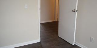 204 CAMERON Street Gallery 21