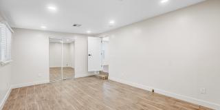 750 West 1st Street Gallery 13