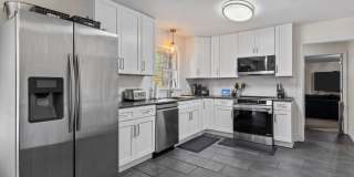 Beautifully Updated 4 Bed 3 Bath Home in Fayetteville Gallery 12