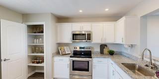 Fairfield Lakes Townhouses Gallery 2
