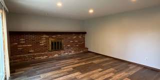 3 Bedroom Stone Facade Colonial with 2 Car Attached Garage  in Strongsville Gallery 38