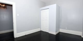 5427 S Blackstone Avenue Gallery 17