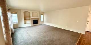 Stunning 4 bedroom/ 2.5 bath home with 2 car Attached Garage in Fort Collins, Colorado Gallery 19